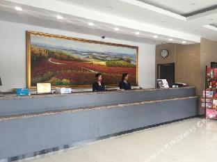 hanting hotel liuhe xiongzhou subway sta