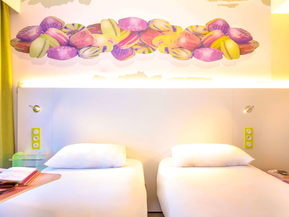 ibis styles frejus sain raphael