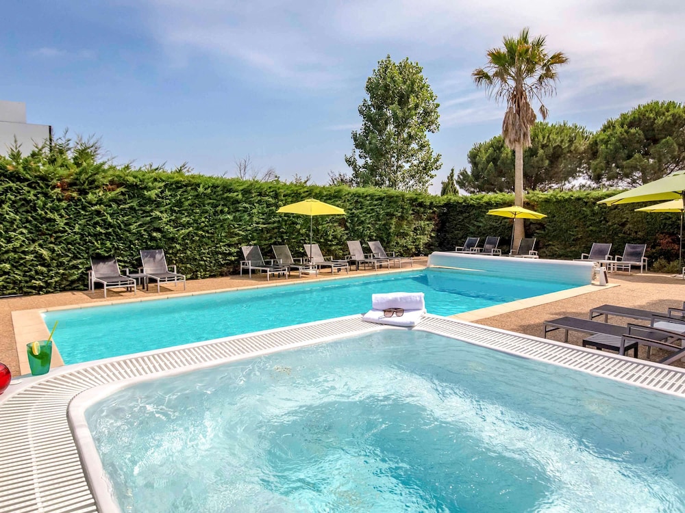 ibis styles frejus sain raphael