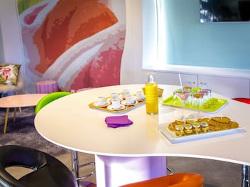 ibis styles frejus sain raphael