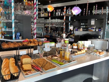 ibis styles frejus sain raphael
