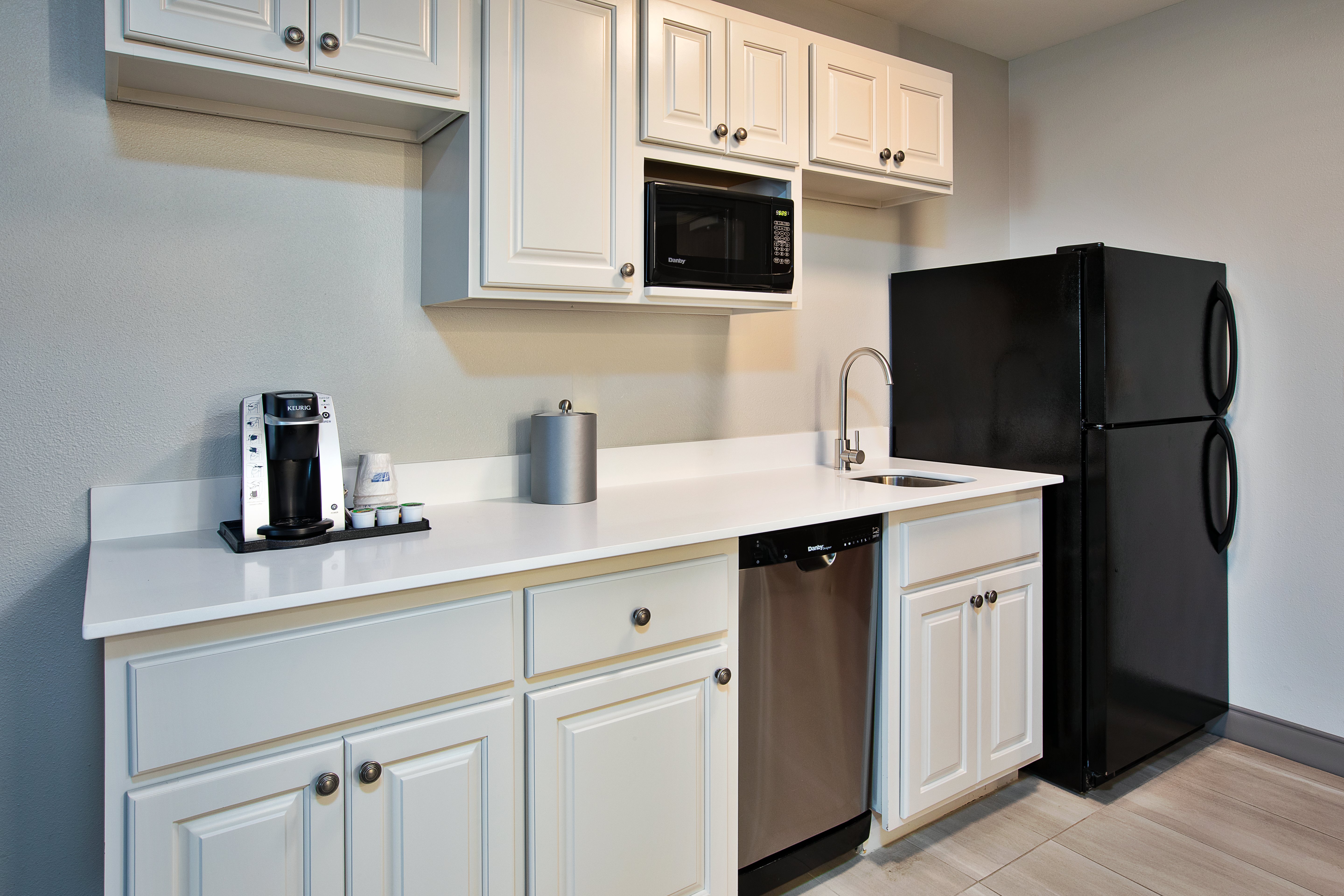 holiday inn express and suites sioux falls sw by ihg