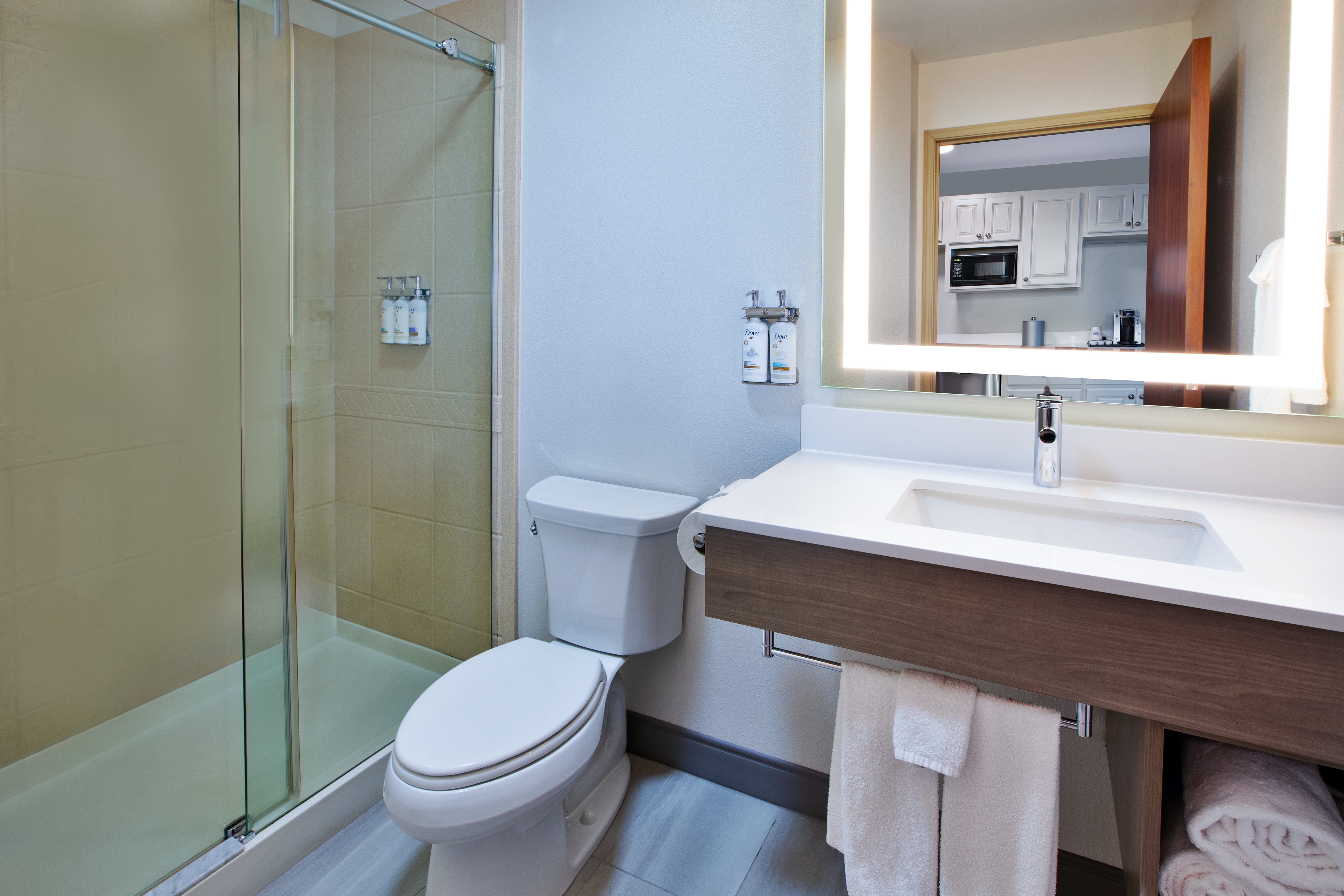 holiday inn express and suites sioux falls sw by ihg