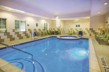 Baymont By Wyndham Dallas South-Desoto,In Desoto,3 star