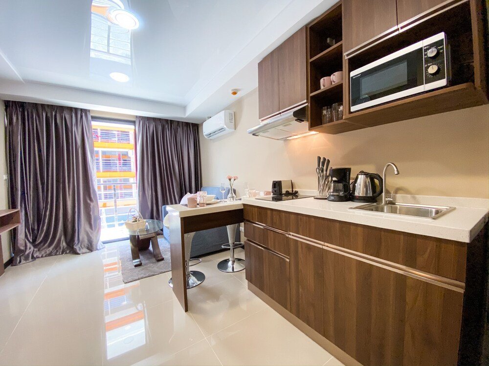 phuket and vicinity