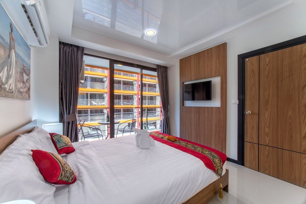 phuket and vicinity