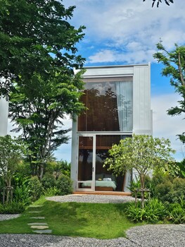 pranburi beach front house