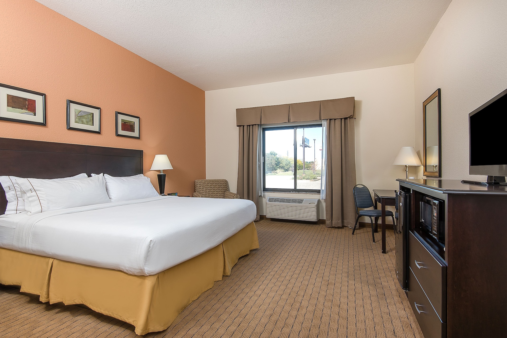 holiday inn express and suites lafayette east by ihg