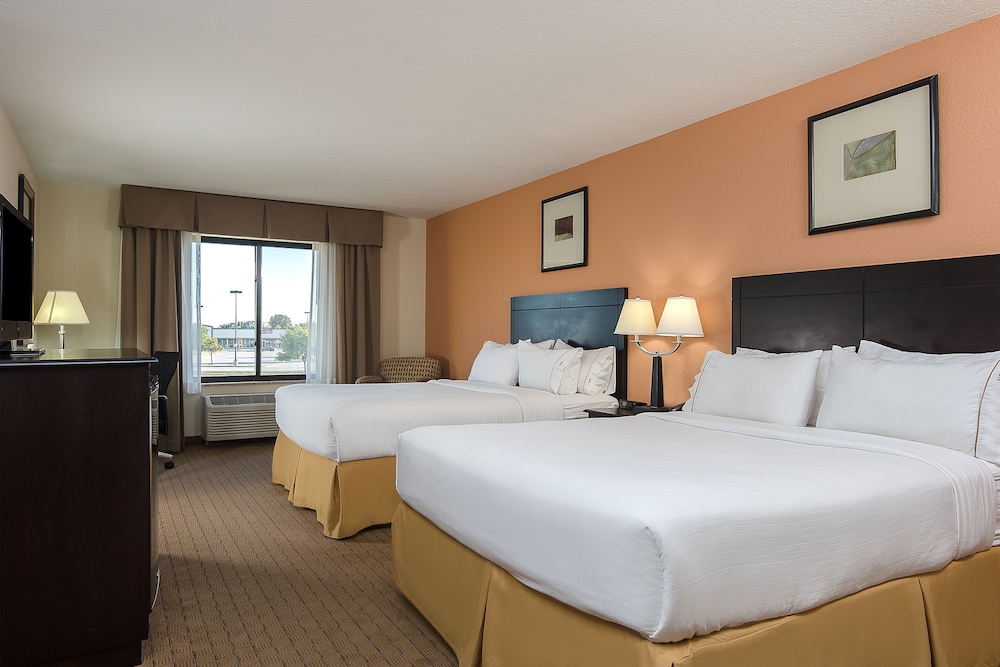 holiday inn express and suites lafayette east by ihg