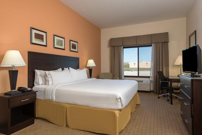 holiday inn express and suites lafayette east by ihg