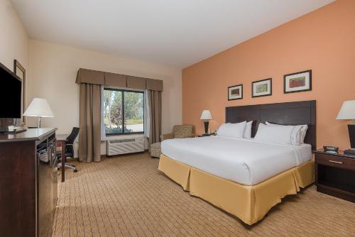 holiday inn express and suites lafayette east by ihg