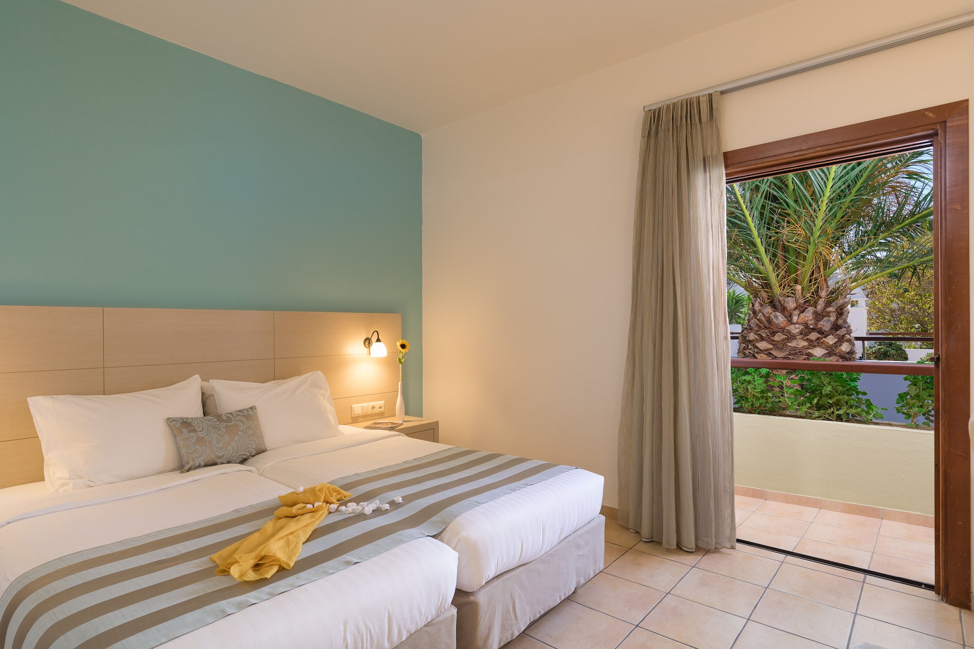 alianthos garden hotel