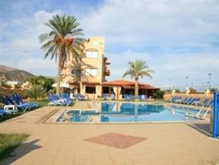 danelis studios and apartments