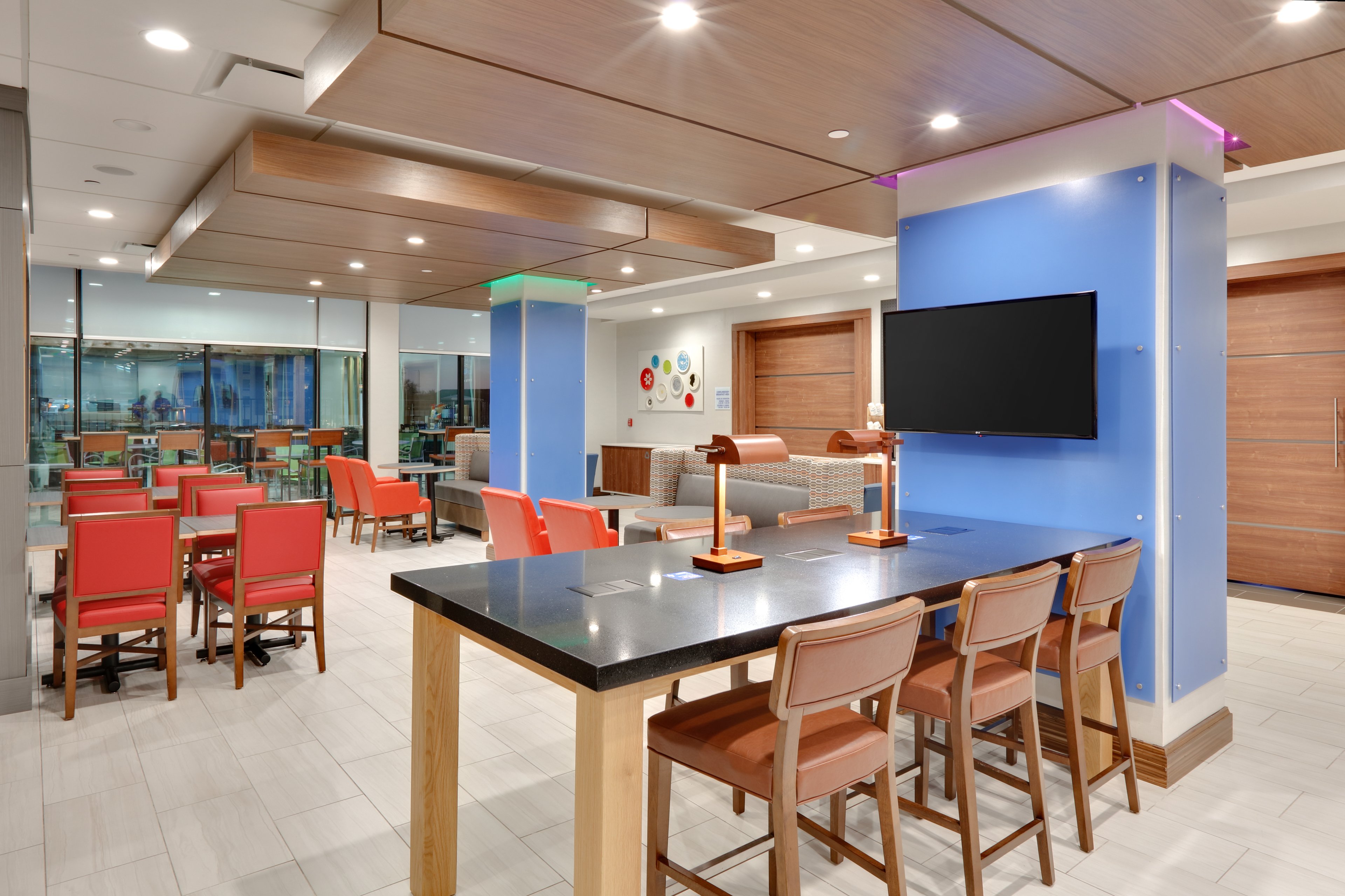 holiday inn express and sts ft worth north northlake