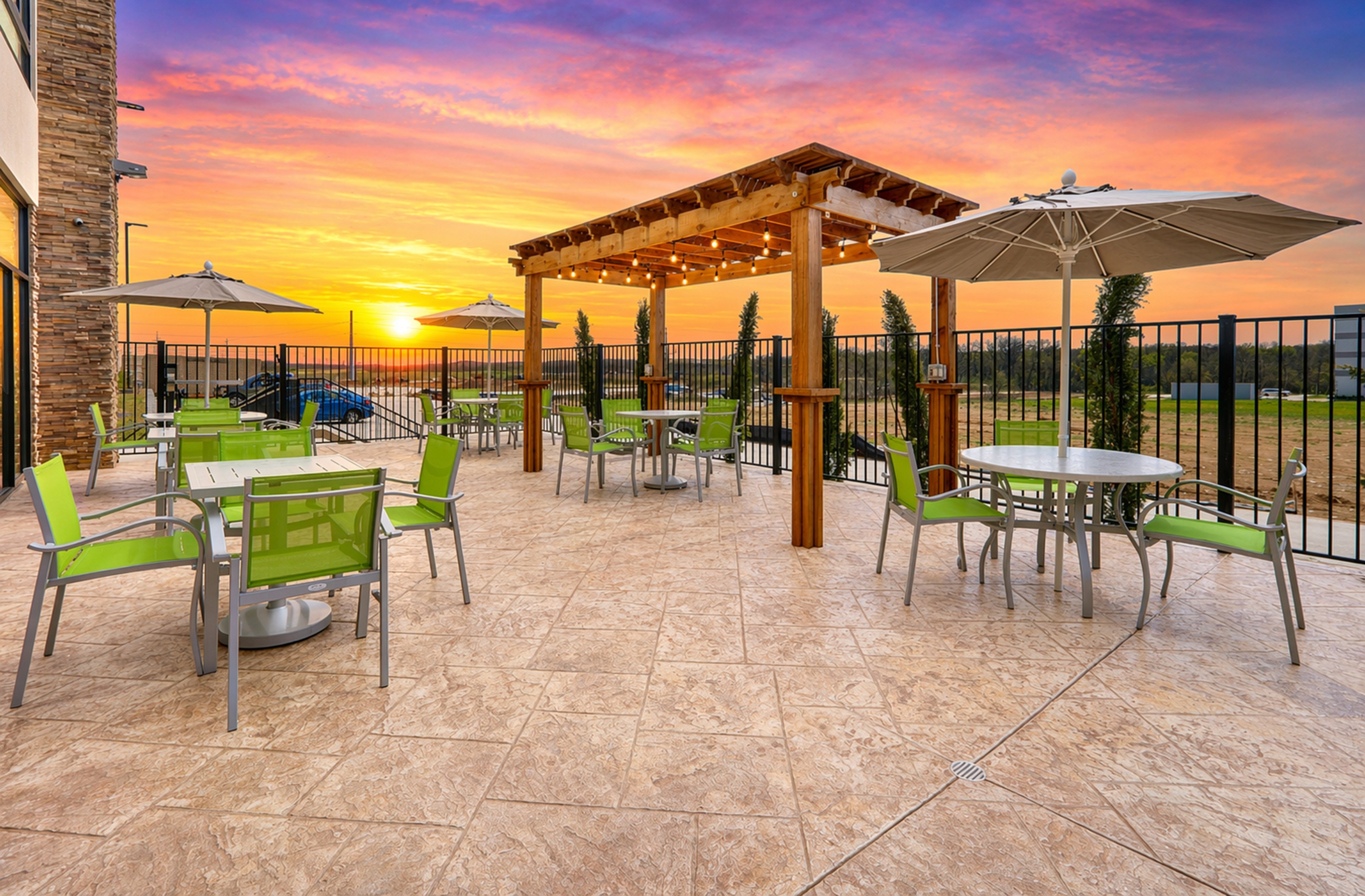 holiday inn express and sts ft worth north northlake