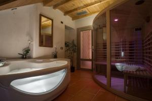 brunate