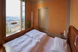 brunate