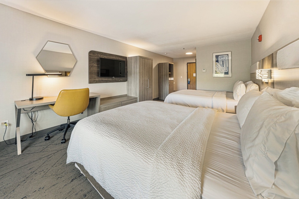 holiday inn express and suites buford ne lake lanier