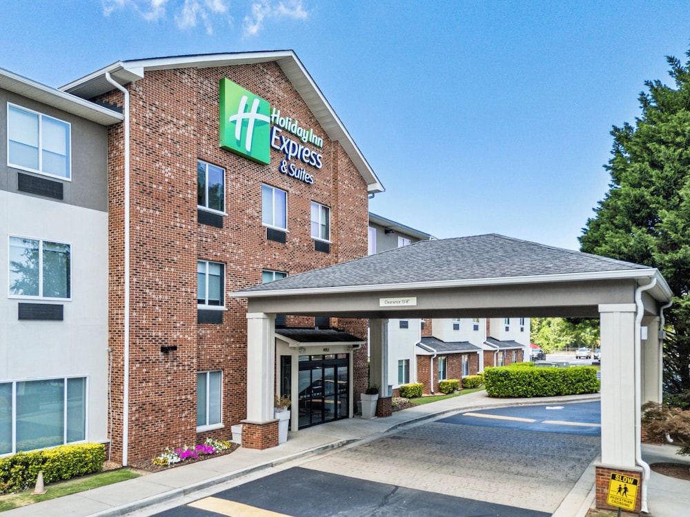 holiday inn express and suites buford ne lake lanier