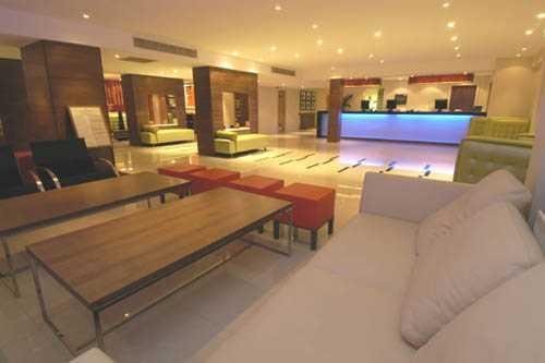 golden tulip manchester