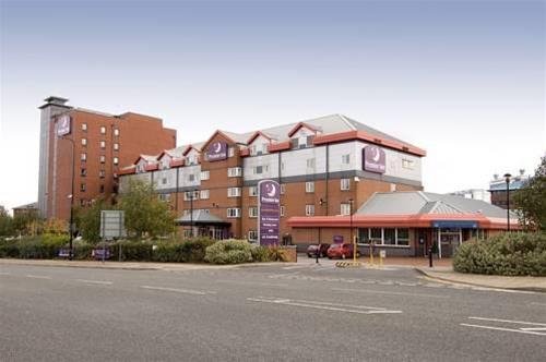 golden tulip manchester