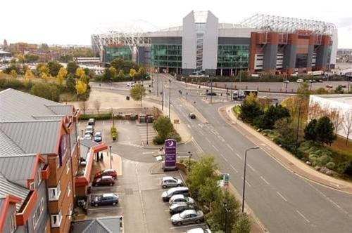 golden tulip manchester