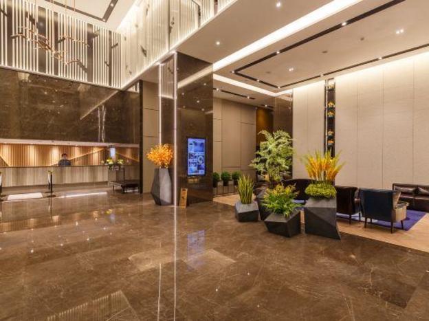 homeinn selected foshan zumiao metro station