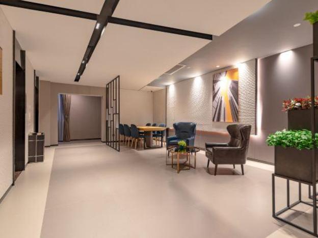 homeinn selected foshan zumiao metro station