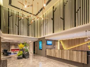 homeinn selected foshan zumiao metro station