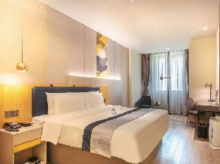 homeinn selected foshan zumiao metro station
