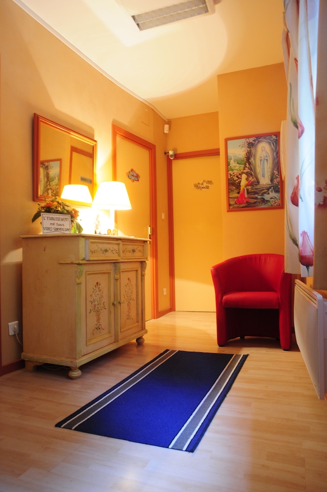 la residence au berceau de bernadette