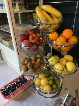 Cit'hotel Restaurant Bowling De Millau,Millau>>Aveyron,3 star