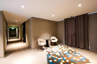 home inn plus subway station zhangzizhong road dongsi beijing