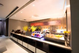 home inn plus subway station zhangzizhong road dongsi beijing