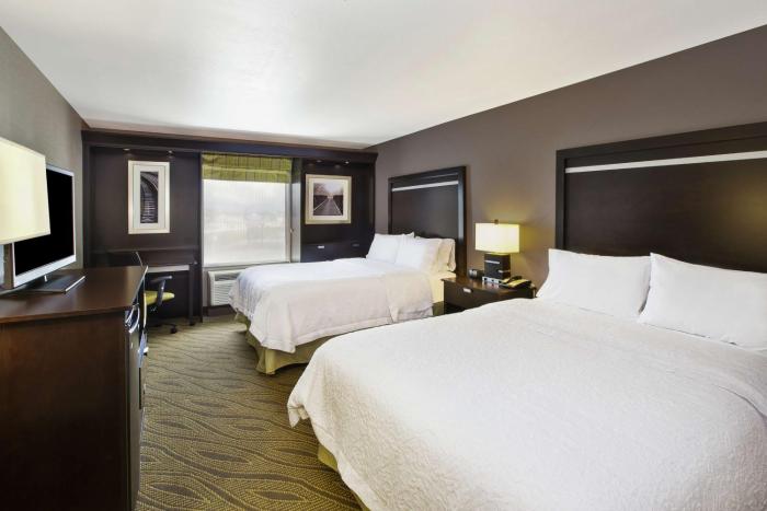hampton inn and suites elyria