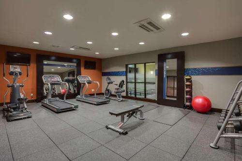 hampton inn and suites elyria