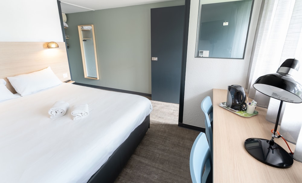 hotel inn design la rochelle