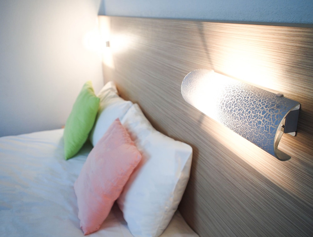 hotel inn design la rochelle