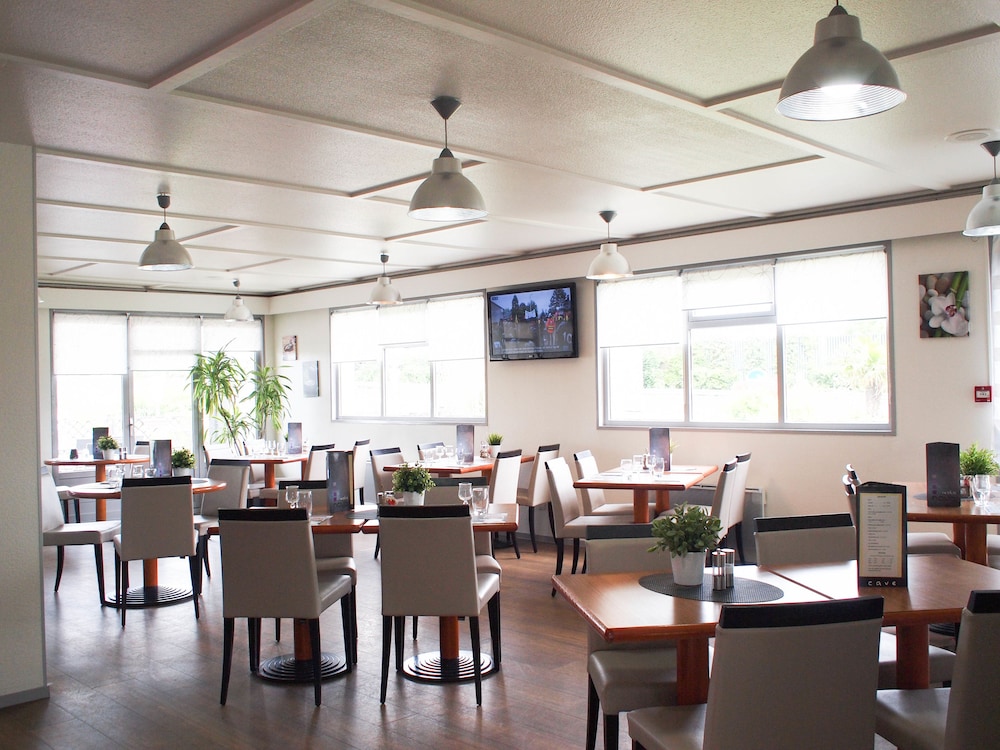hotel inn design la rochelle