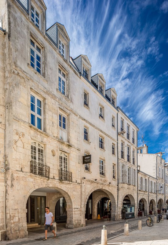 Maisons Du Monde Hotel & Suites La Rochelle