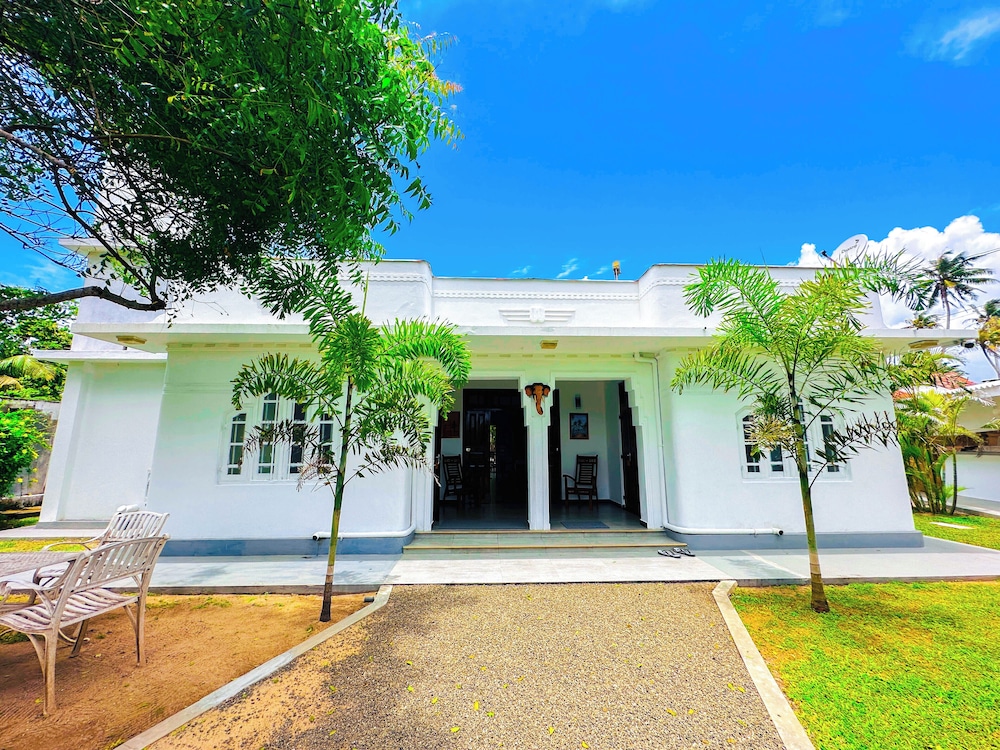 ocean view guest house and restaurant