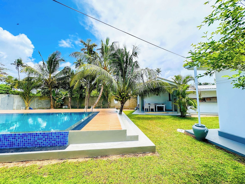 ocean view guest house and restaurant