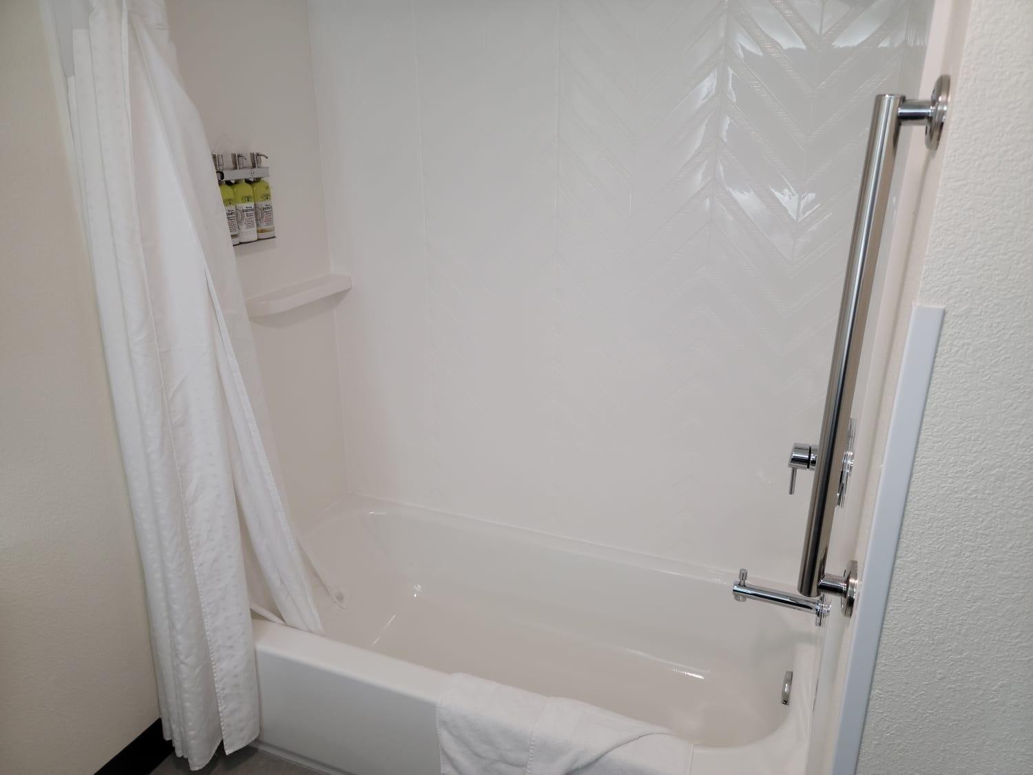 holiday inn and suites wausau rothschild by ihg