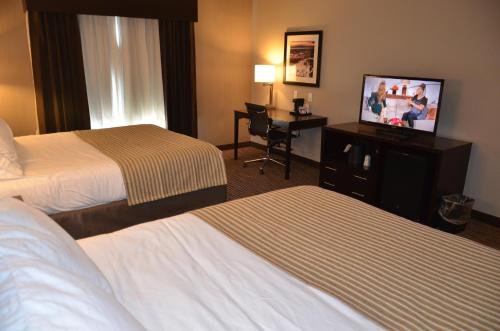 holiday inn express cheektowaga north east by ihg