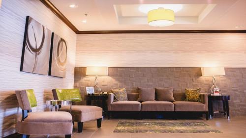 holiday inn express hotel and suites morton peoria a