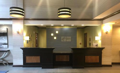 holiday inn express hotel and suites morton peoria a