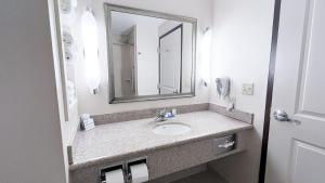 holiday inn express hotel and suites morton peoria a