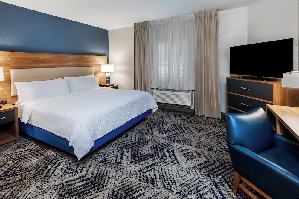 candlewood suites fayetteville by ihg