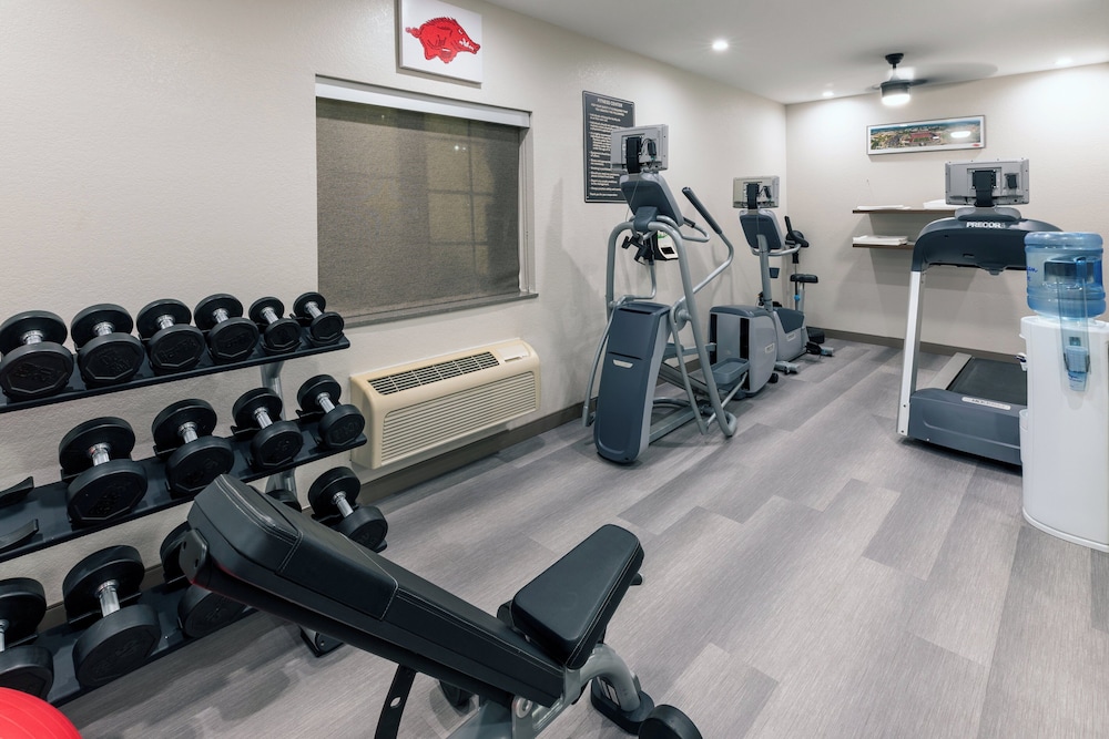 candlewood suites fayetteville by ihg