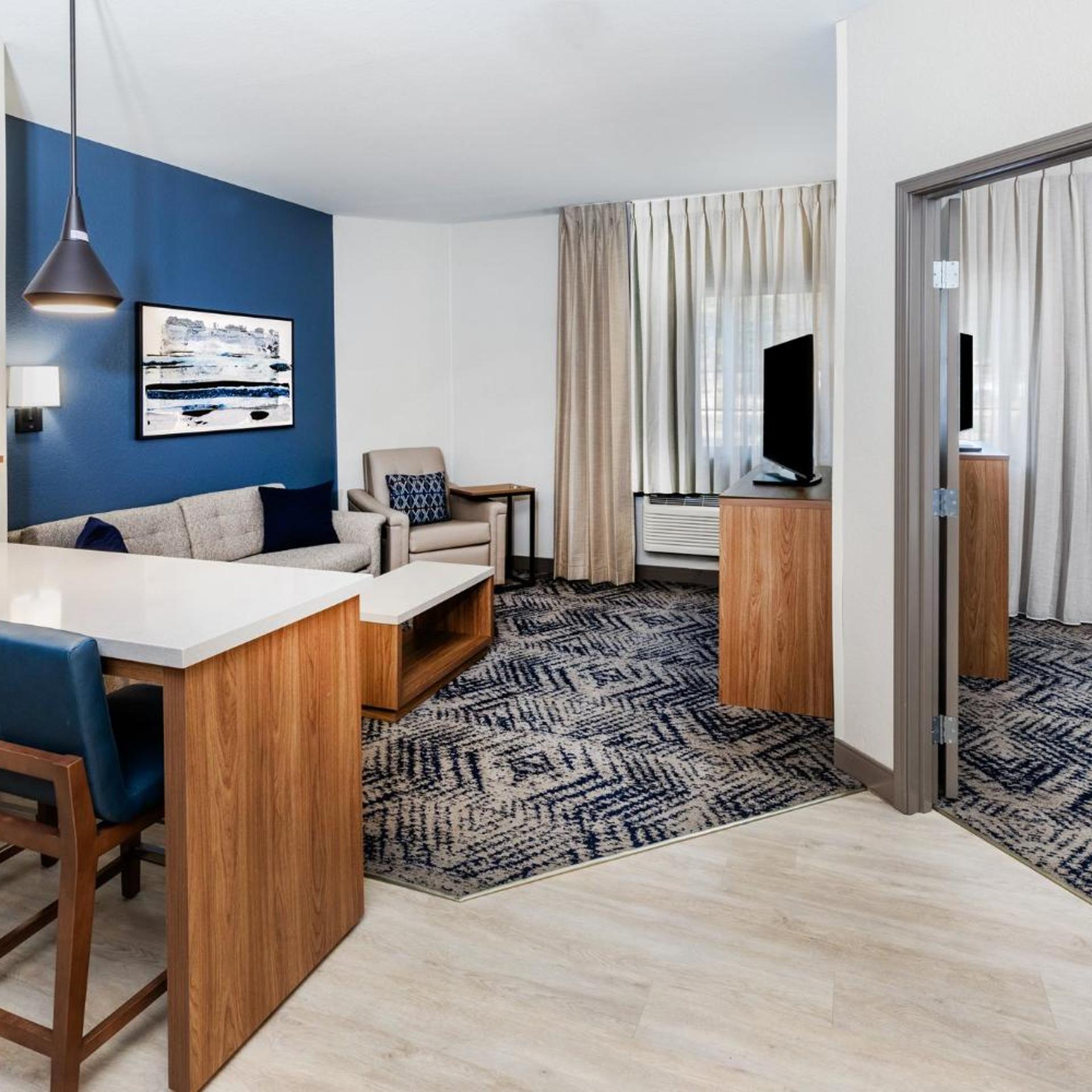 candlewood suites fayetteville by ihg